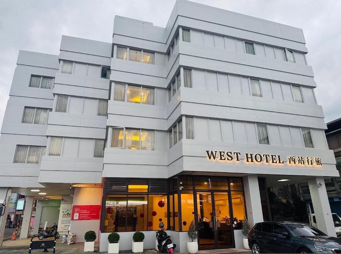 West Hotel Puli Esterno foto